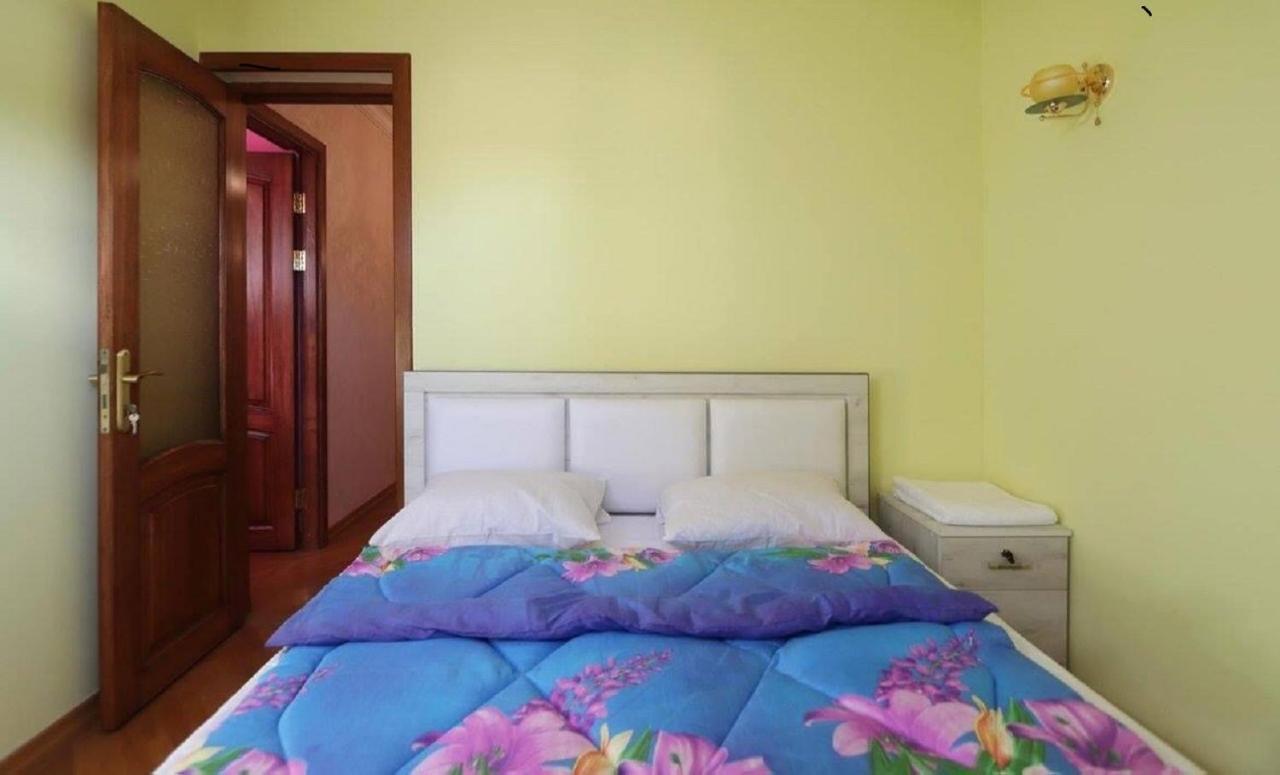 Tumanyan Hostel And Tours Jerevan Rom bilde