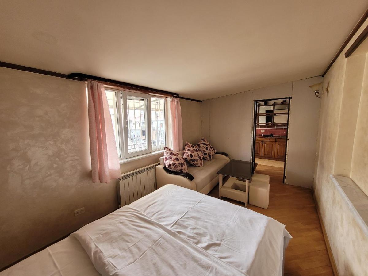 Tumanyan Hostel And Tours Jerevan Eksteriør bilde